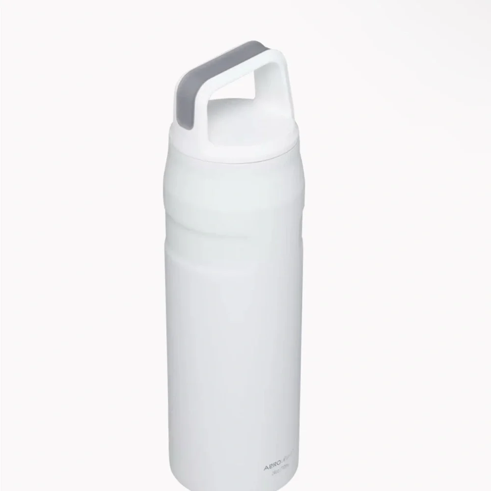 Stanley BOTTLE WITH CAP AND CARRY Polar - Picture 2 of 10
